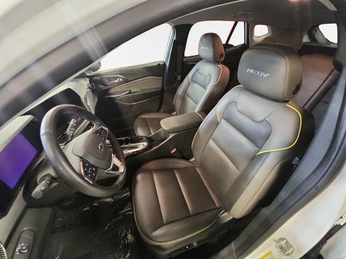 Used 2024 Chevrolet Trax ACTIV w/ Driver Confidence Package FWD image 14