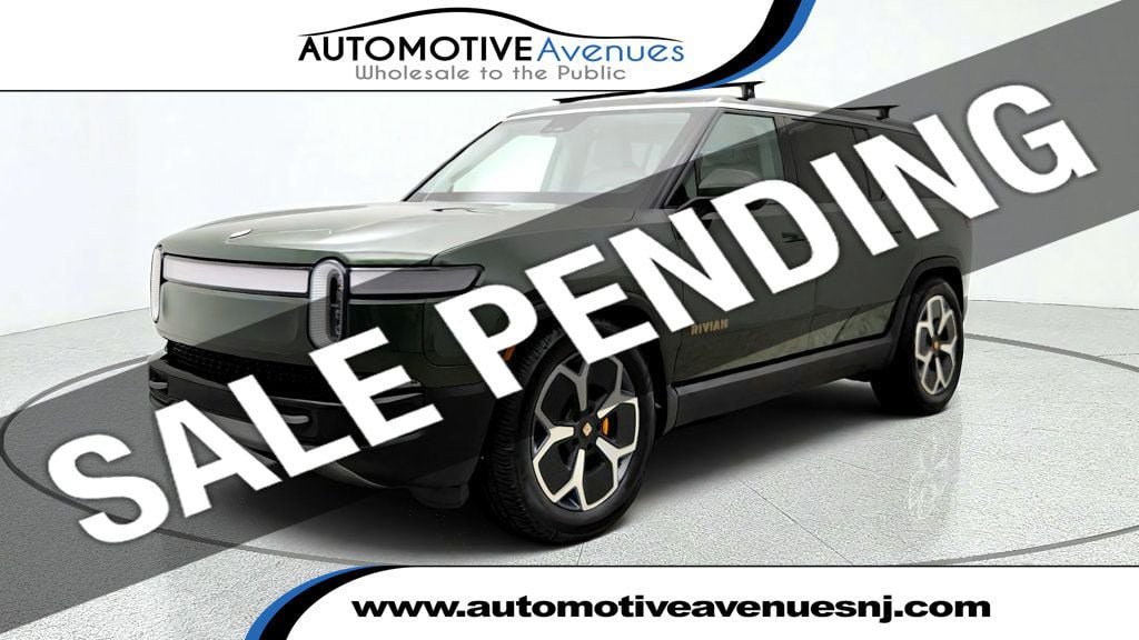 Used 2024 Rivian R1S Adventure Quad AWD/4WD image 1
