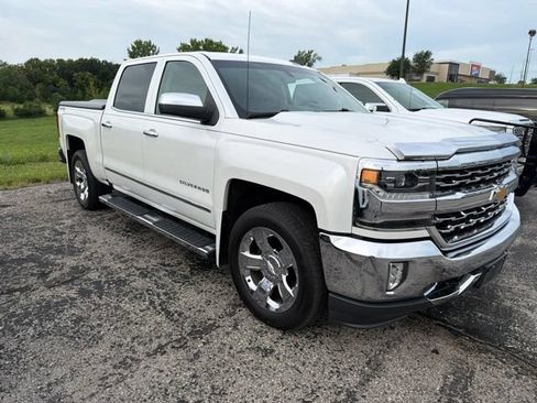 Used 2017 Chevrolet Silverado 1500 LTZ w/ Sport Package AWD/4WD image 10