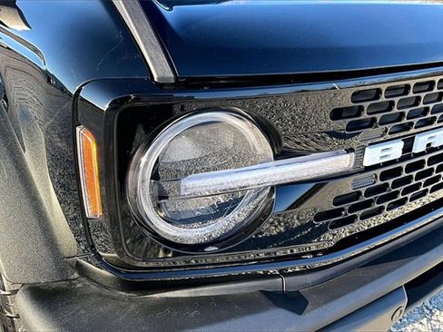 Used 2025 Ford Bronco Outer Banks image 29