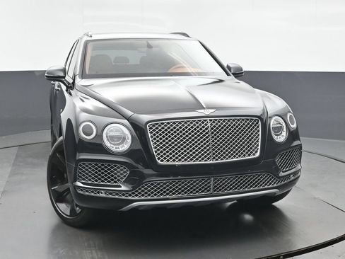 Used 2019 Bentley Bentayga AWD/4WD image 8