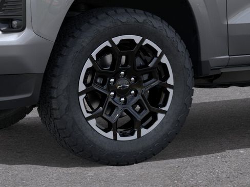 New 2026 Chevrolet Colorado Z71 w/ Technology Package AWD/4WD image 9