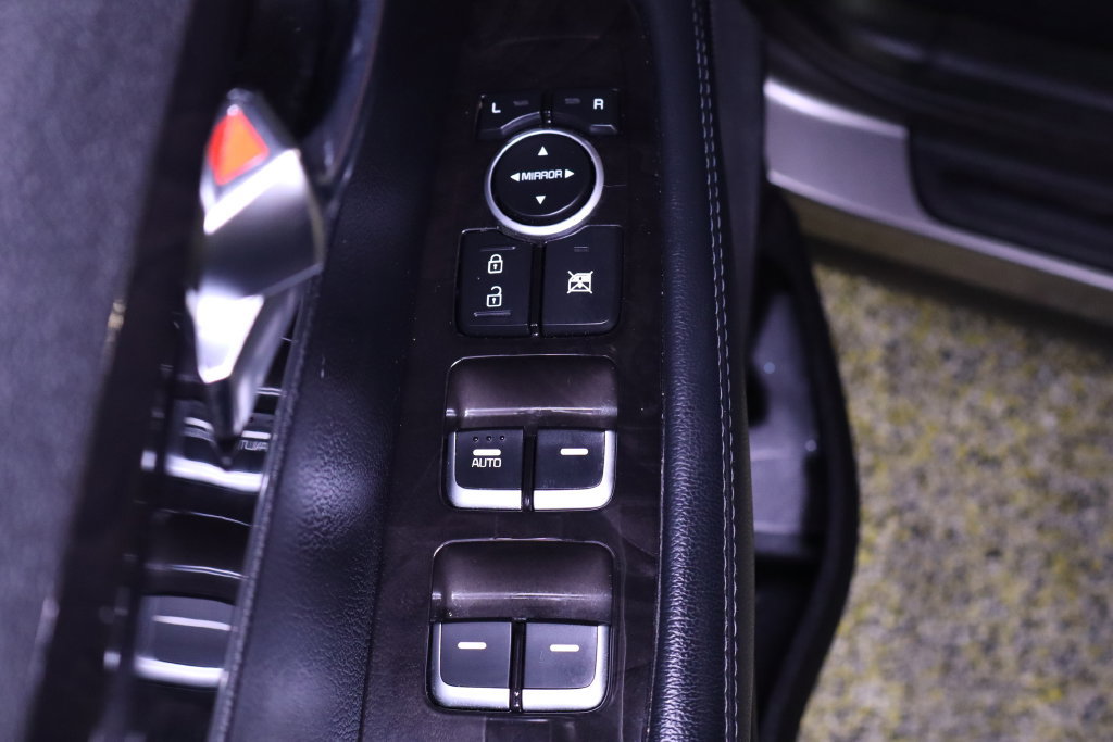 Used 2017 Kia Sorento FWD image 34