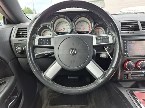 Used 2009 Dodge Challenger R/T RWD image 21