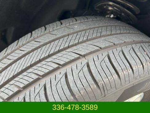 Used 2026 Ford Explorer Active RWD image 27