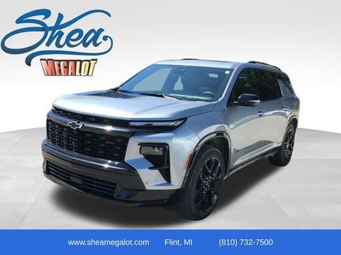 Used 2024 Chevrolet Traverse RS w/ LPO, Floor Liner Package image 1