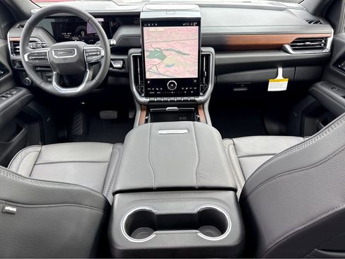 New 2026 GMC Yukon Denali w/ Sun & Power Step Package image 12