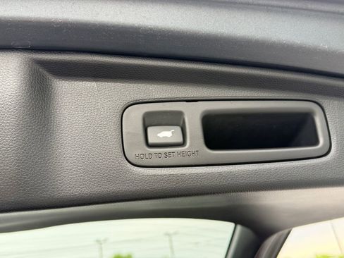 Used 2024 Honda CR-V EX-L image 22