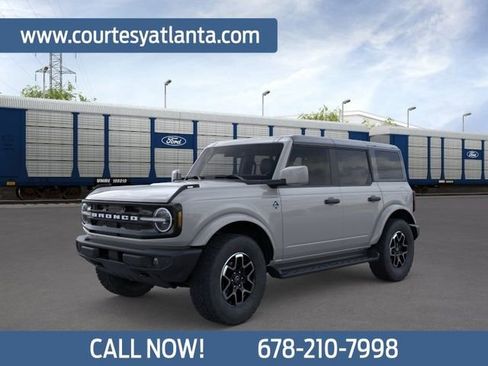 New 2026 Ford Bronco Outer Banks AWD/4WD image 1