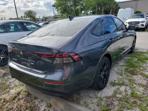 Used 2025 Honda Accord SE image 3