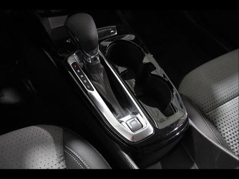 Used 2024 Chevrolet Trax LT image 14