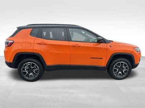 New 2026 Jeep Compass Trailhawk image 8