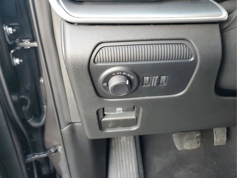 New 2026 Jeep Grand Wagoneer L 4WD w/ Premium Group I image 27