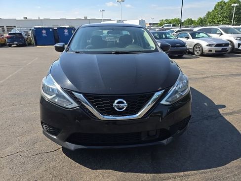 Used 2018 Nissan Sentra SV FWD image 2