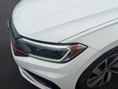 Used 2019 Volkswagen Jetta GLI FWD image 18