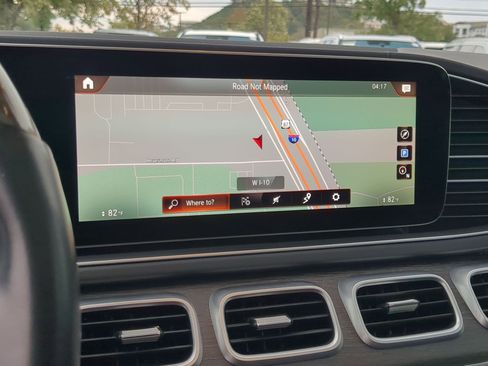 Used 2022 Mercedes-Benz GLS 450 4MATIC image 17