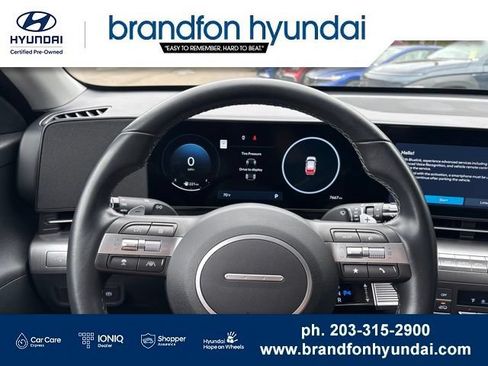 Used 2025 Hyundai Kona SEL AWD/4WD image 16