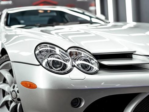 Used 2006 Mercedes-Benz SLR image 31