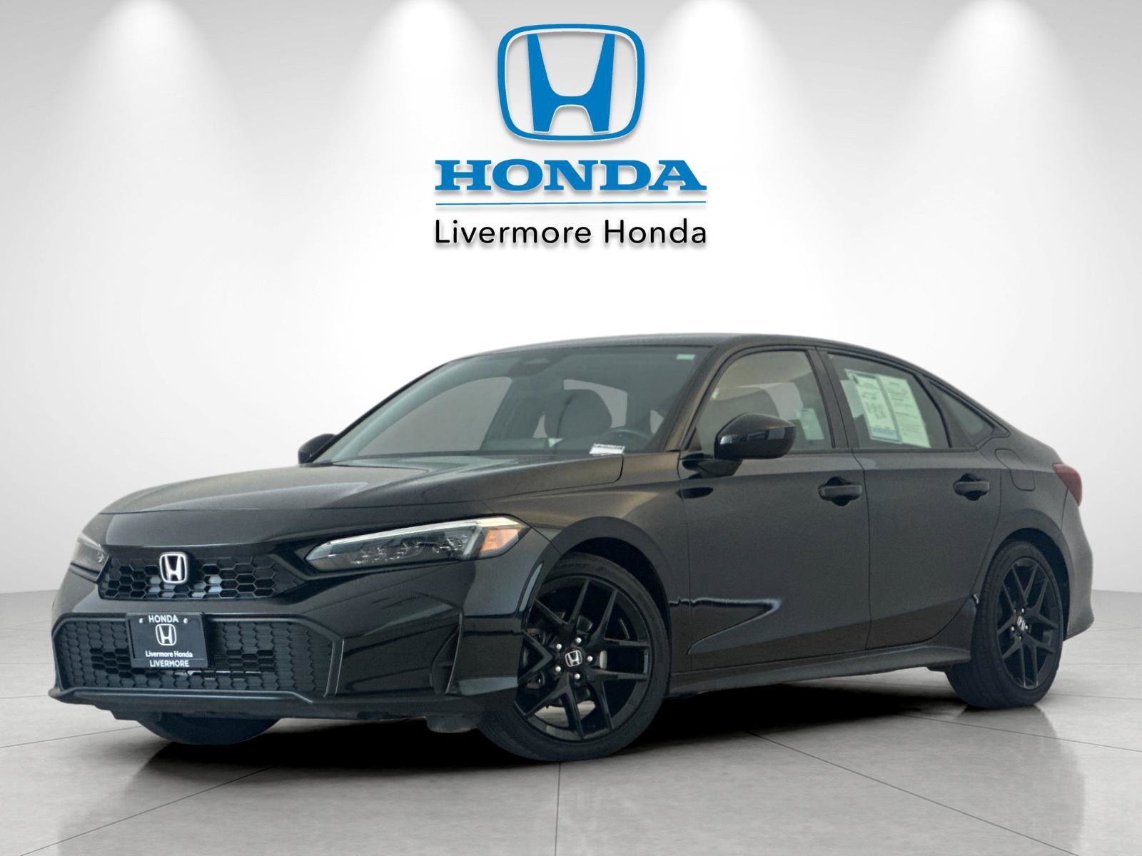 Used 2025 Honda Civic Sport image 2