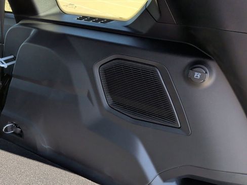 New 2026 Jeep Cherokee Overland image 48