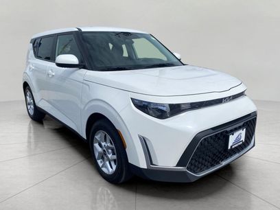 Used 2025 Kia Soul LX w/ LX Technology Package