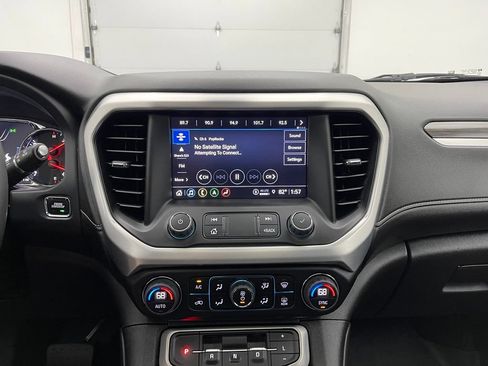 Used 2023 GMC Acadia SLT w/ Elevation Edition FWD image 26