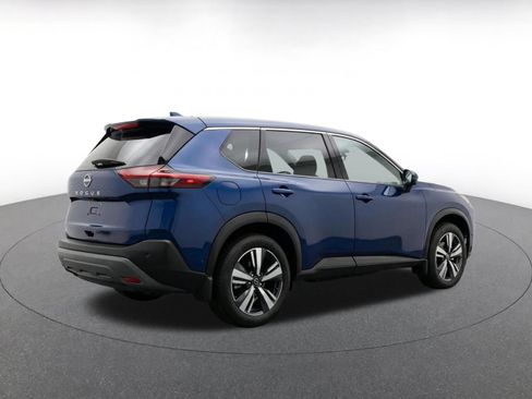 Used 2026 Nissan Rogue SL FWD image 9
