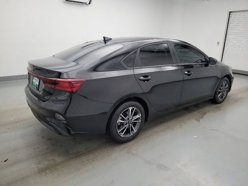 Used 2024 Kia Forte LXS FWD image 10