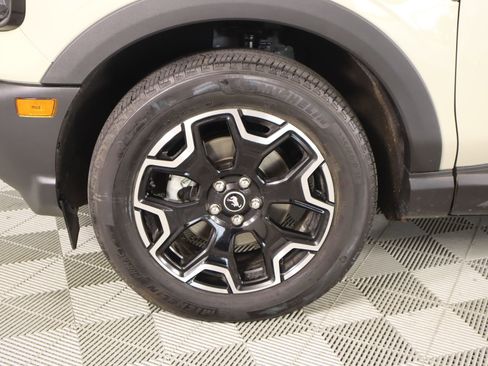 Used 2025 Ford Bronco Sport Outer Banks w/ Outer Banks Tech Package+ image 18