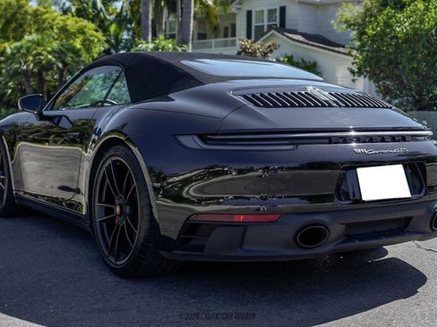 Used 2024 Porsche 911 Cabriolet image 19