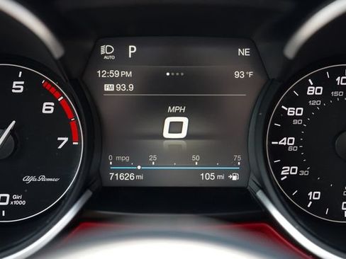 Used 2019 Alfa Romeo Stelvio Ti AWD/4WD image 45