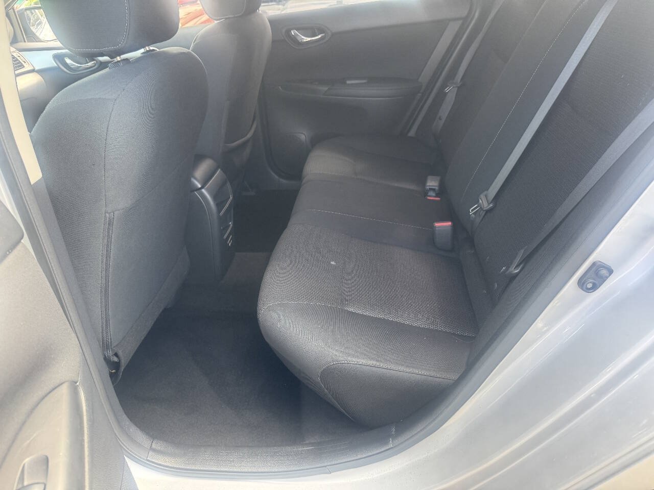 Used 2019 Nissan Sentra S FWD image 8