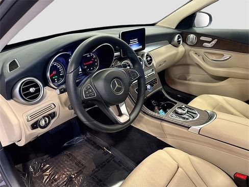Certified 2018 Mercedes-Benz C 300 4MATIC Sedan image 9