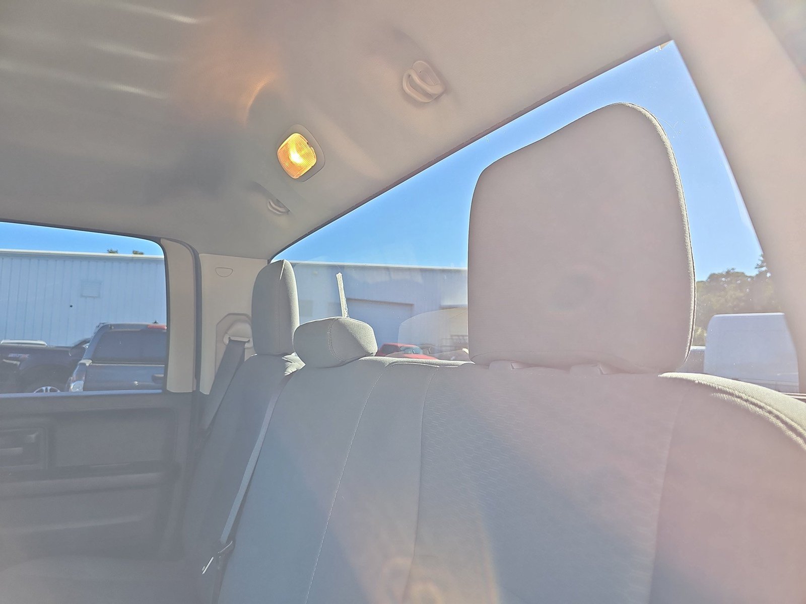 Used 2018 RAM 1500 Express w/ Express Value Package AWD/4WD image 13
