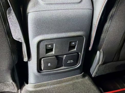 Used 2023 Ford Bronco Wildtrak AWD/4WD image 23