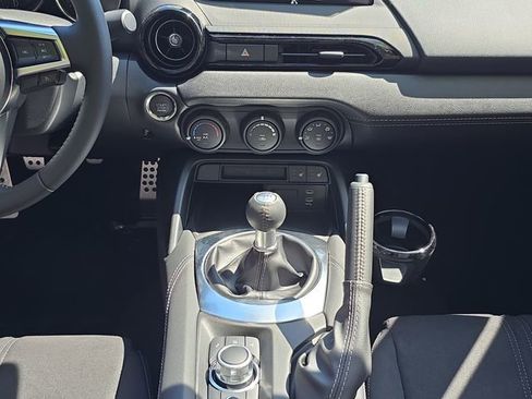 New 2026 MAZDA MX-5 Miata Club w/ Interior Package RWD image 11