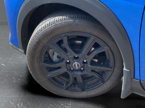 Used 2024 Nissan Kicks SR w/ SR Premium Package FWD image 32