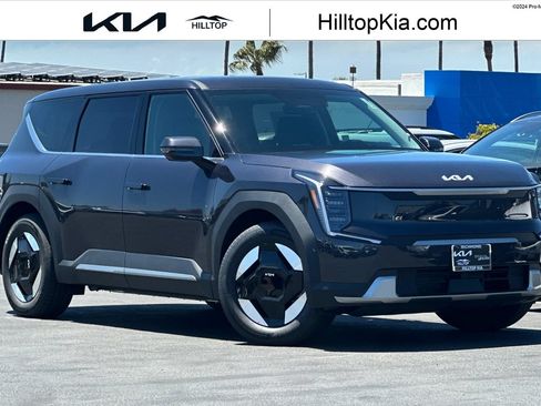 New 2026 Kia EV9 Light RWD image 1