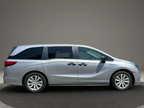 Used 2019 Honda Odyssey LX image 6