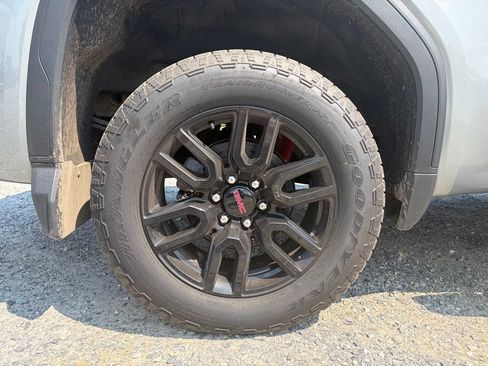 Used 2024 GMC Sierra 1500 Elevation w/ Elevation Premium Package AWD/4WD image 11