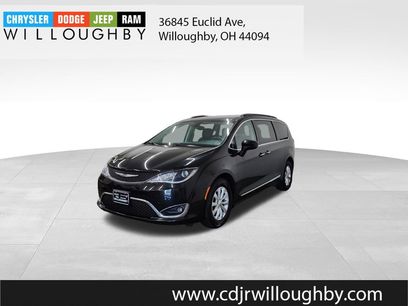 Used 2017 Chrysler Pacifica Touring-L