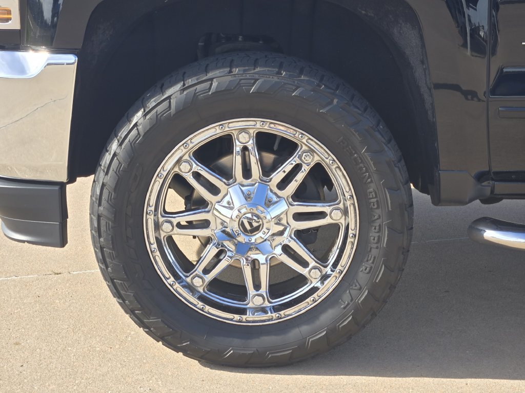 Used 2018 Chevrolet Silverado 1500 LT w/ Texas Edition AWD/4WD image 27