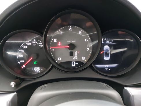 Certified 2021 Porsche 718 Boxster S image 15