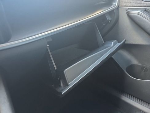 Used 2022 Nissan Rogue SV FWD image 31