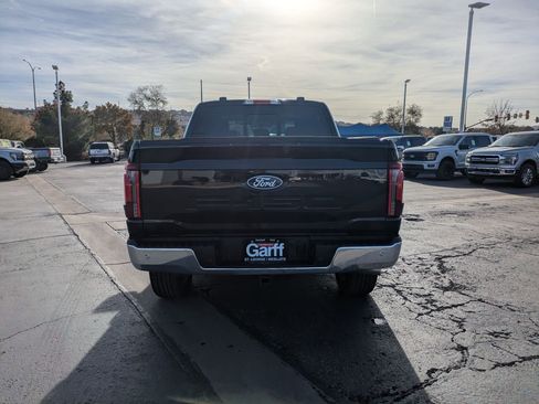 Used 2025 Ford F150 Lariat w/ Equipment Group 501A Mid image 5