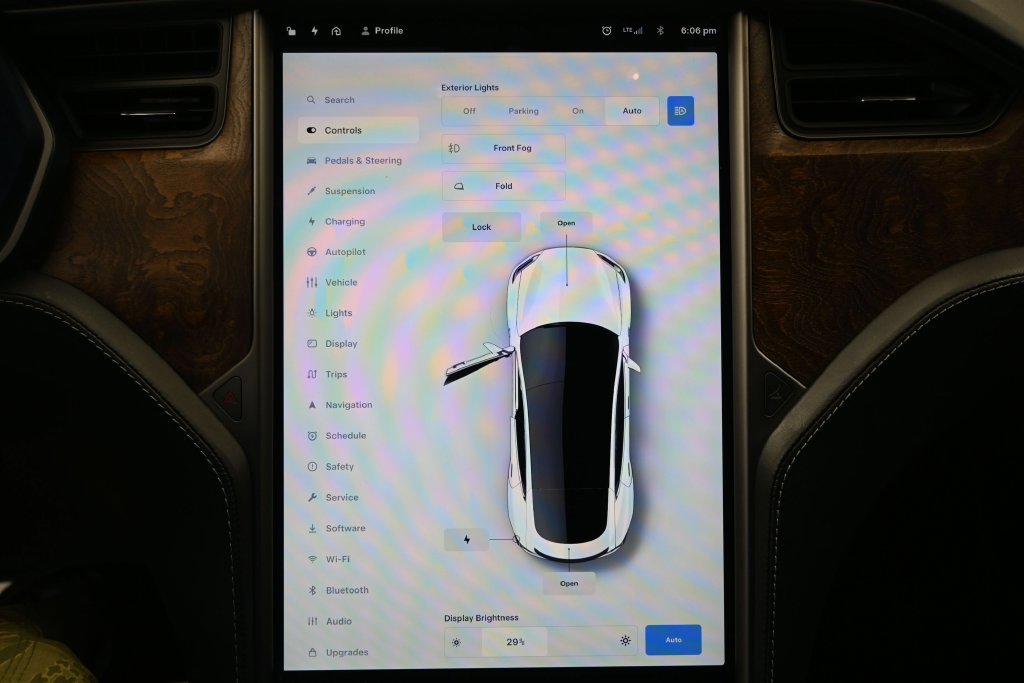 Used 2020 Tesla Model S Performance AWD/4WD image 21