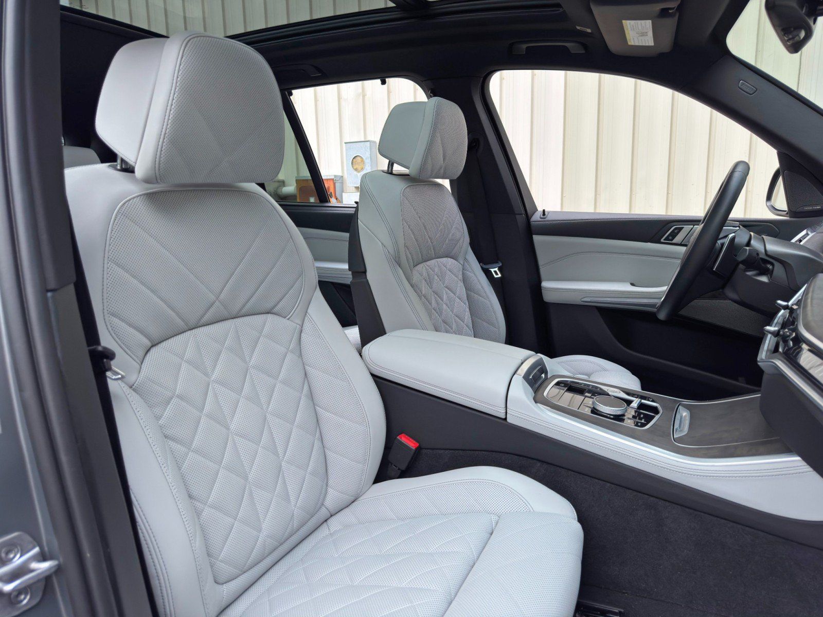 Used 2024 BMW X5 sDrive40i w/ Premium Package RWD image 42