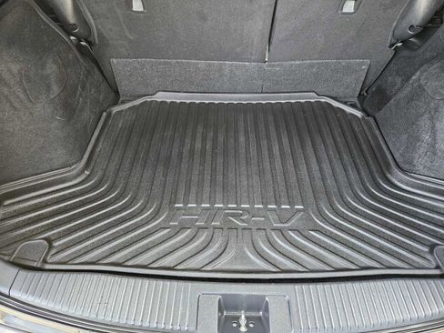 Used 2021 Honda HR-V Sport image 29