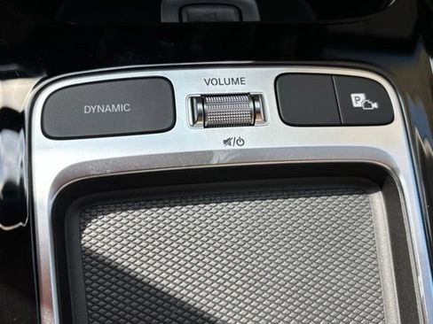New 2026 Mercedes-Benz GLB 250 4MATIC image 25