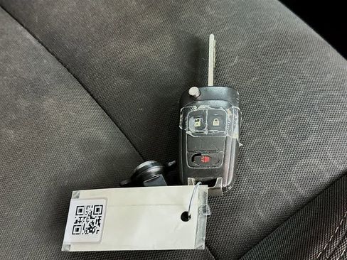 Used 2018 Chevrolet Trax LS FWD image 21